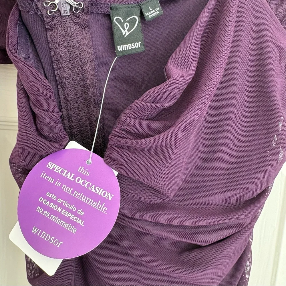 NWT Windsor Marla Mesh Off-The-Shoulder Formal Dress Size Large Purple Plum Long - Picture 12 of 12